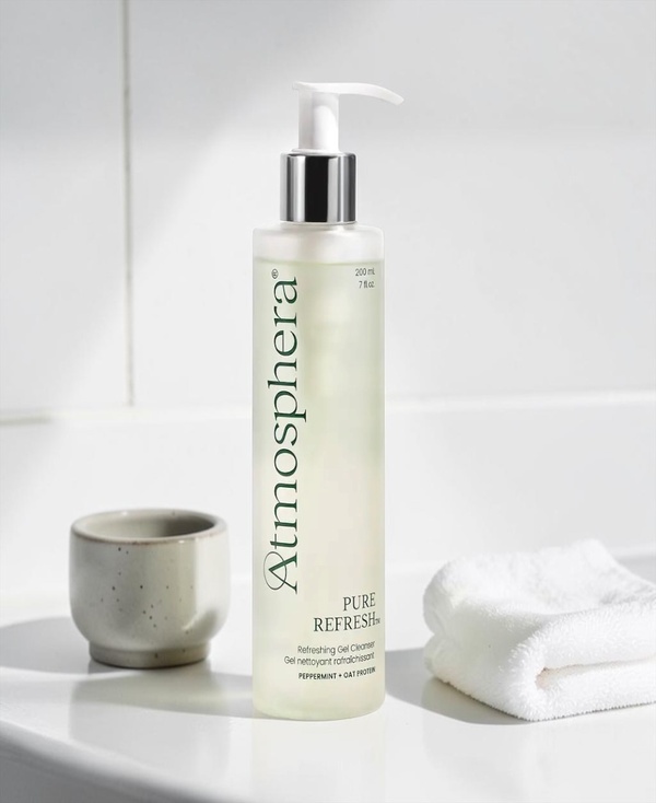 PURE REFRESH - Gel Facial Cleanser A refreshing gel cleanser that gently washes away daily buildup without drying skin, leaving it clean, soft, and comfortably balanced in any climate.